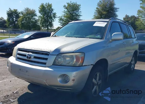 2005 Toyota Highlander from USA, damaged, VIN JTEHD21A750034983